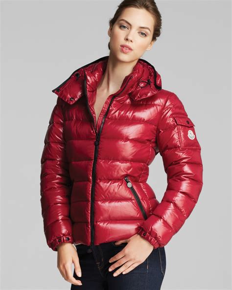 Women's Short Down Jacket In Re